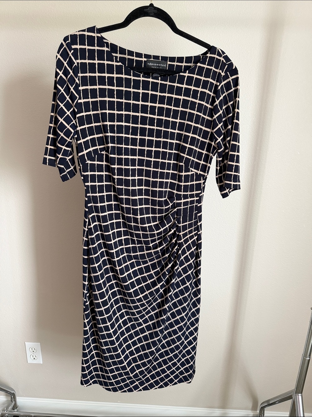 Connected Apparel Black and Tan Ruched Dress
